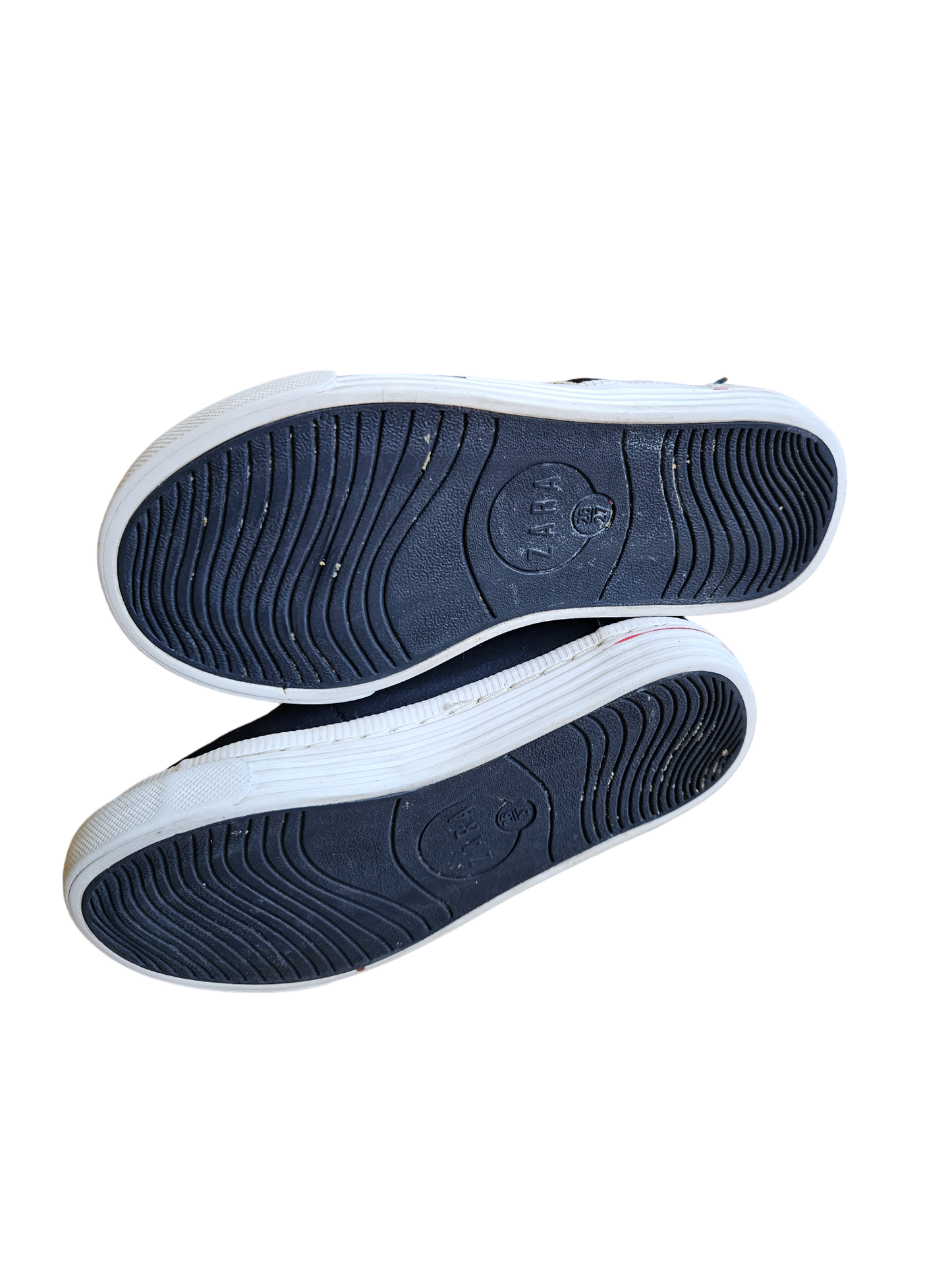 Zara navy high tops EUR 26/27, equivalent to C9.5/10.5