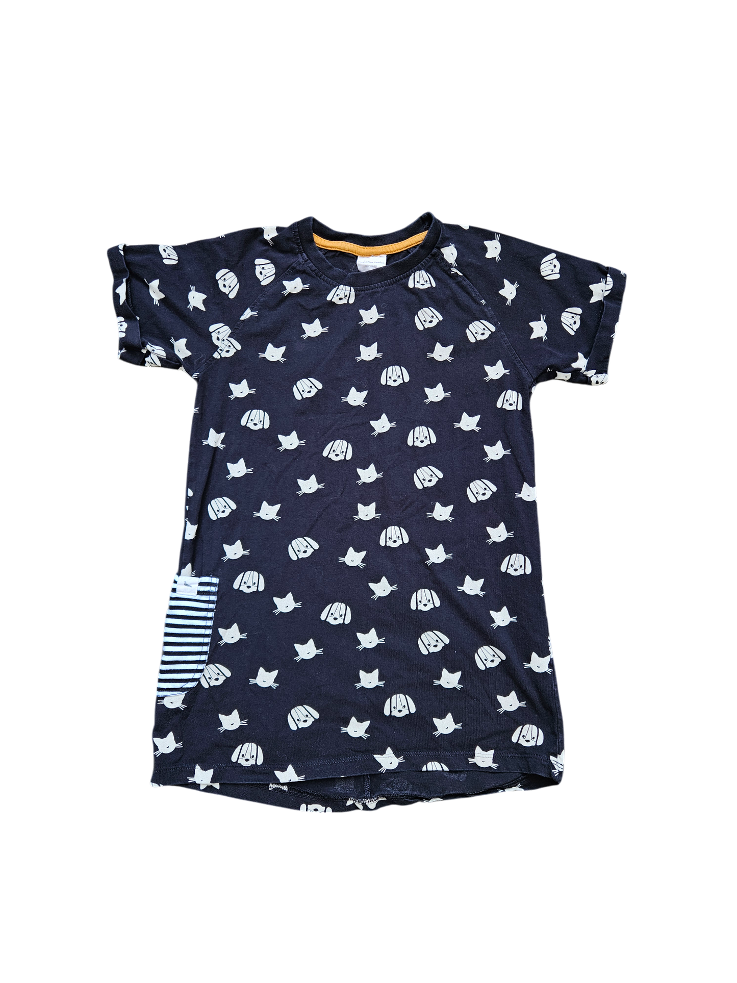 Turtledove London cat and dog print dress with contrasting patch pocket 6/7Y