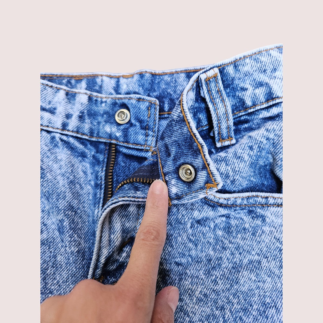 Vintage Acid Wash Orange Tab Levi's Jeans 550