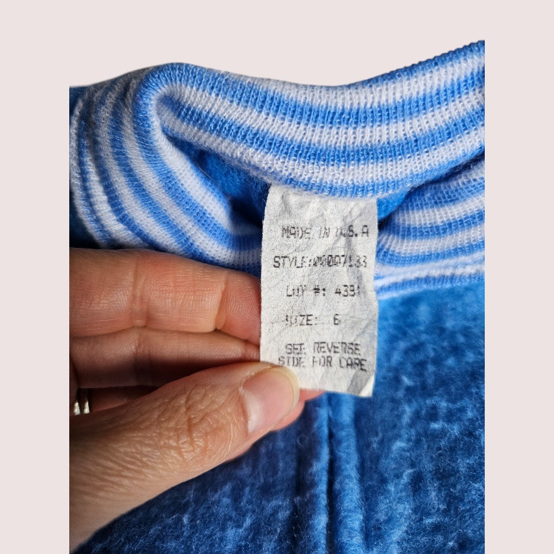 Vintage fleece sleeper with grippy feet Size 6