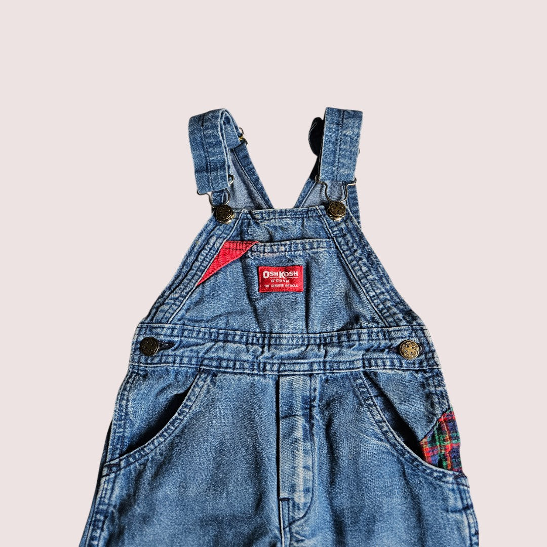 Vintage Oshkosh overalls with the contrasting red details and embossed emblem 2T