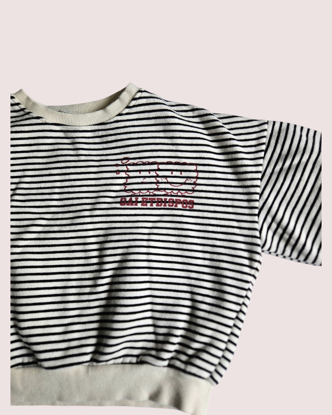korean brand two piece sweatsuit Best fit 2-4T