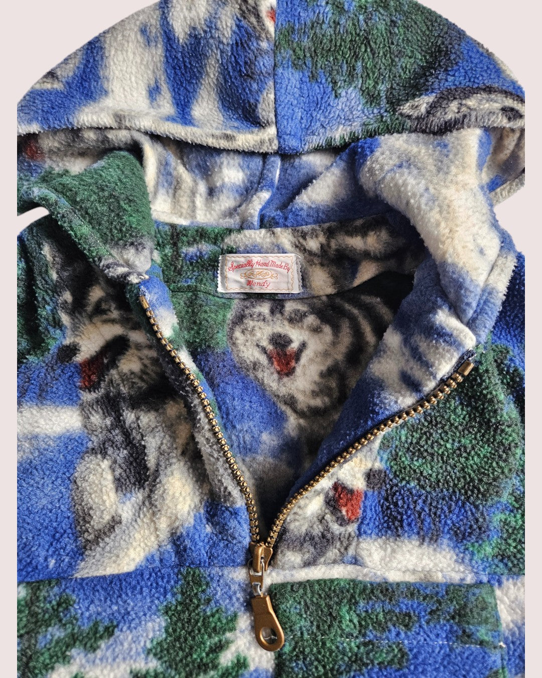 Handmade wolf print sherpa hooded pullover approxc 6-8Y