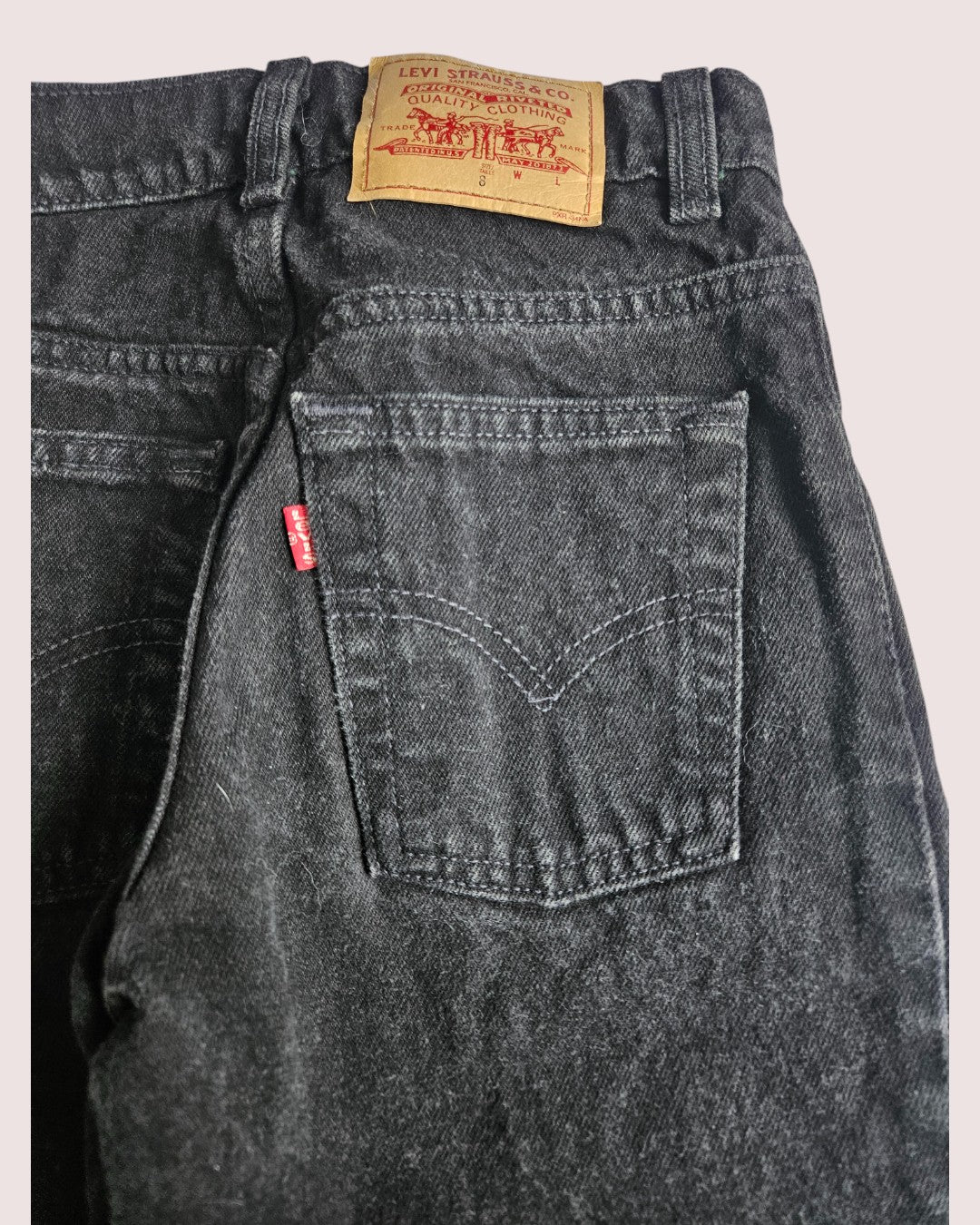 Vintage Levis red tab jeans, made in Canada Tagged 8