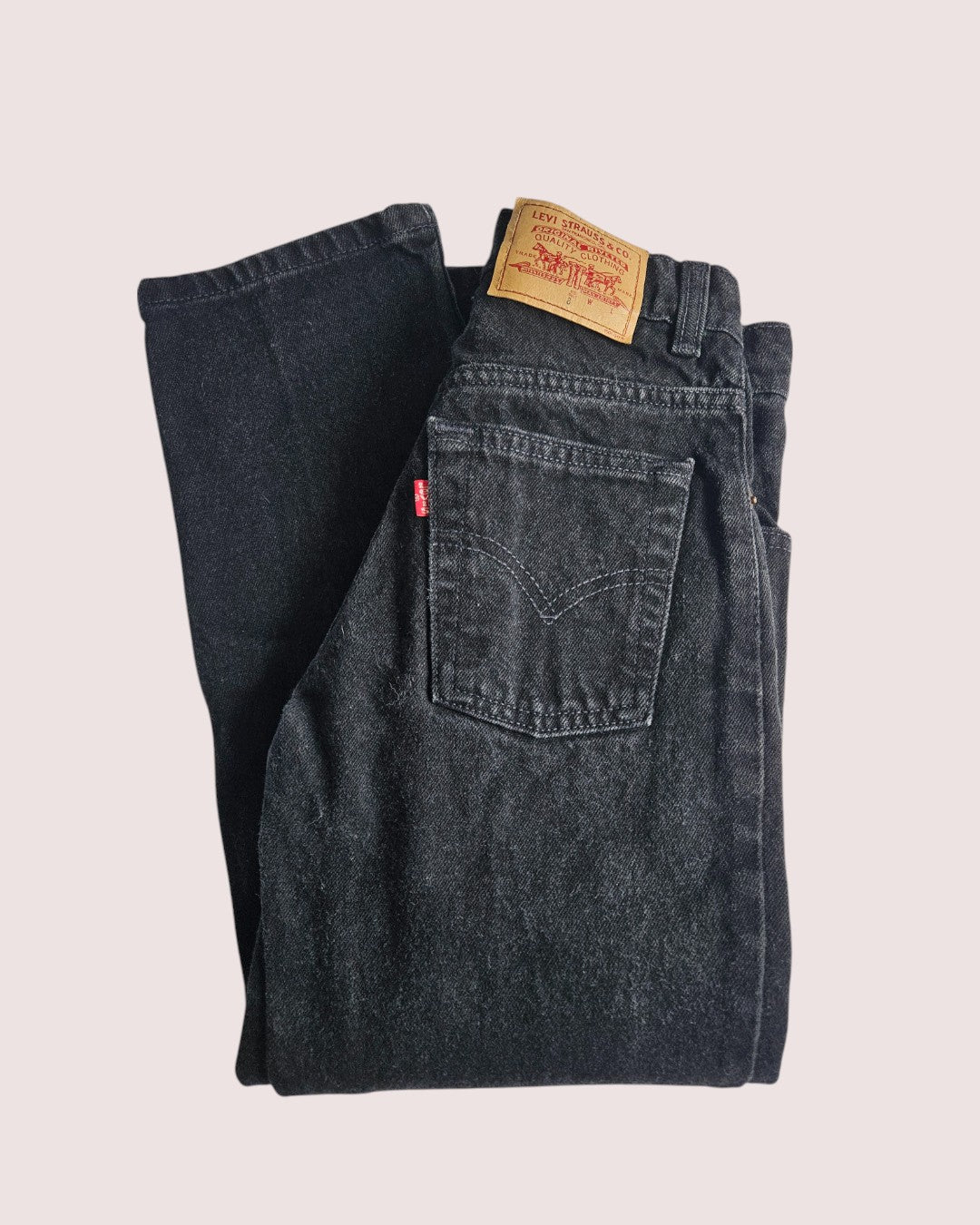Vintage Levis red tab jeans, made in Canada Tagged 8