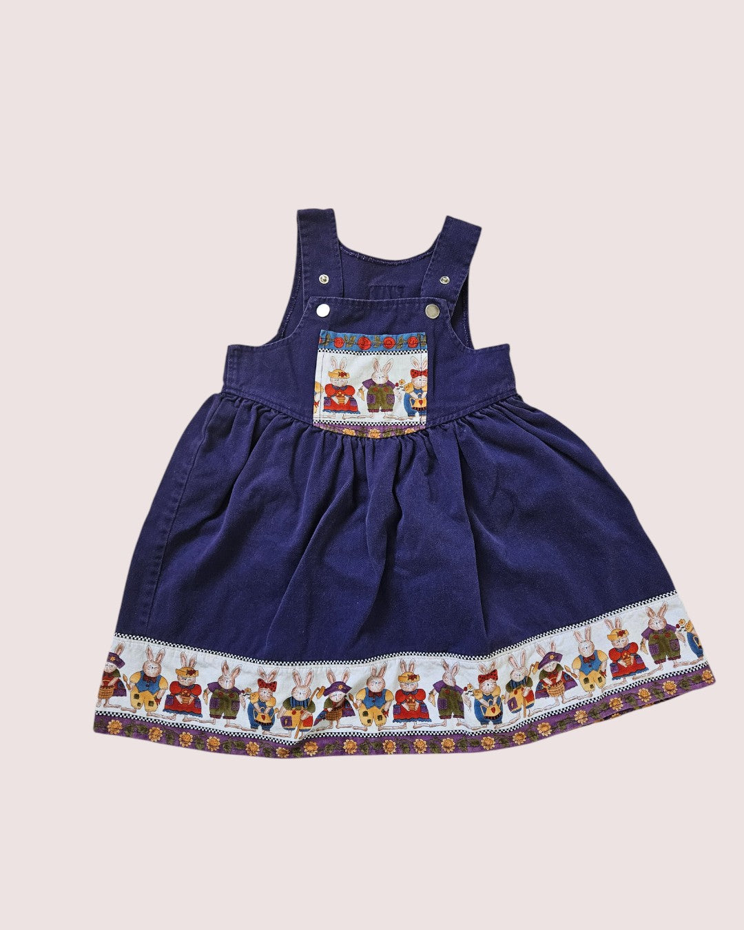 Vintage snug as a bug bunny dress 2-3y