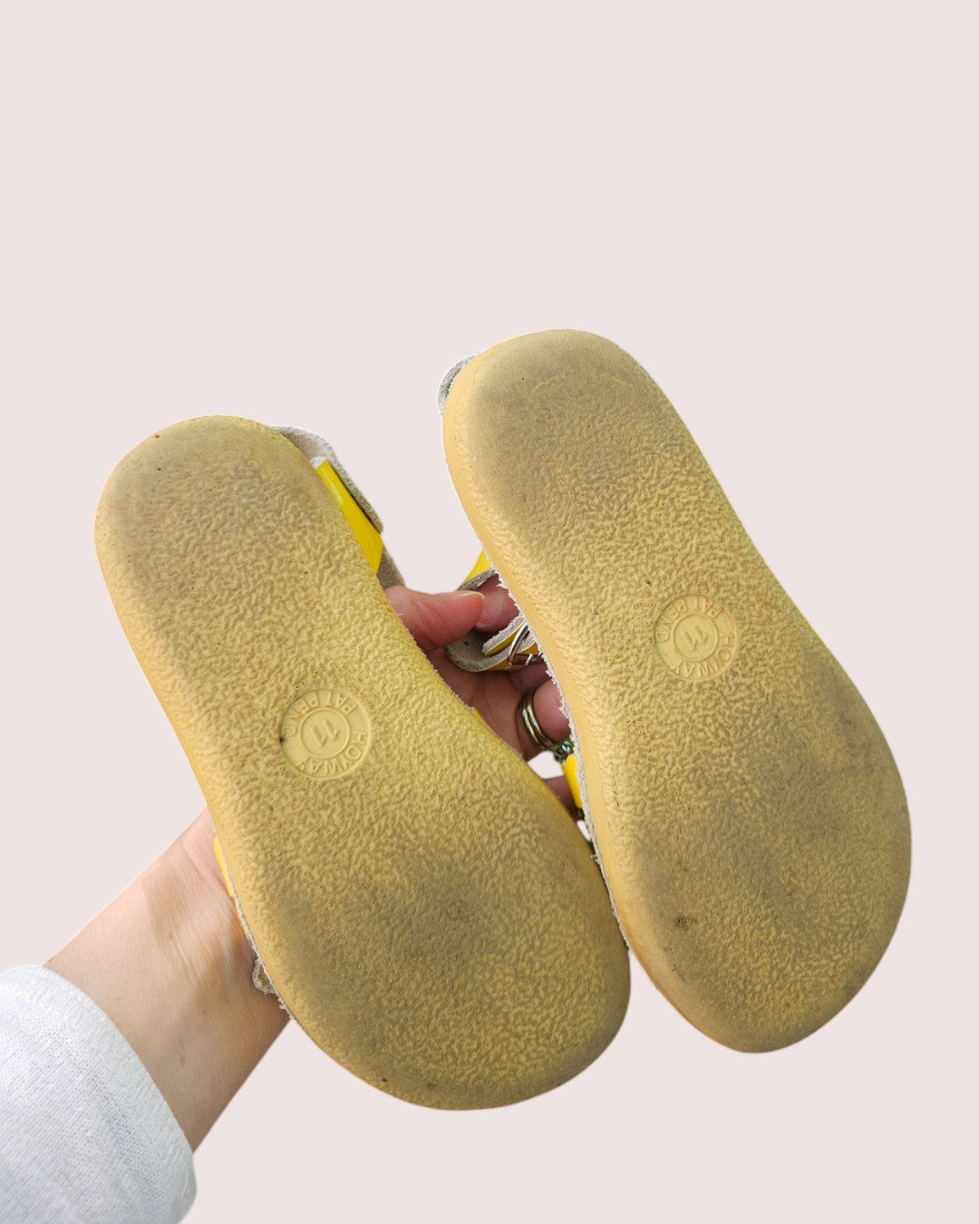 Saltwater sweet heart sandals 11C Leather