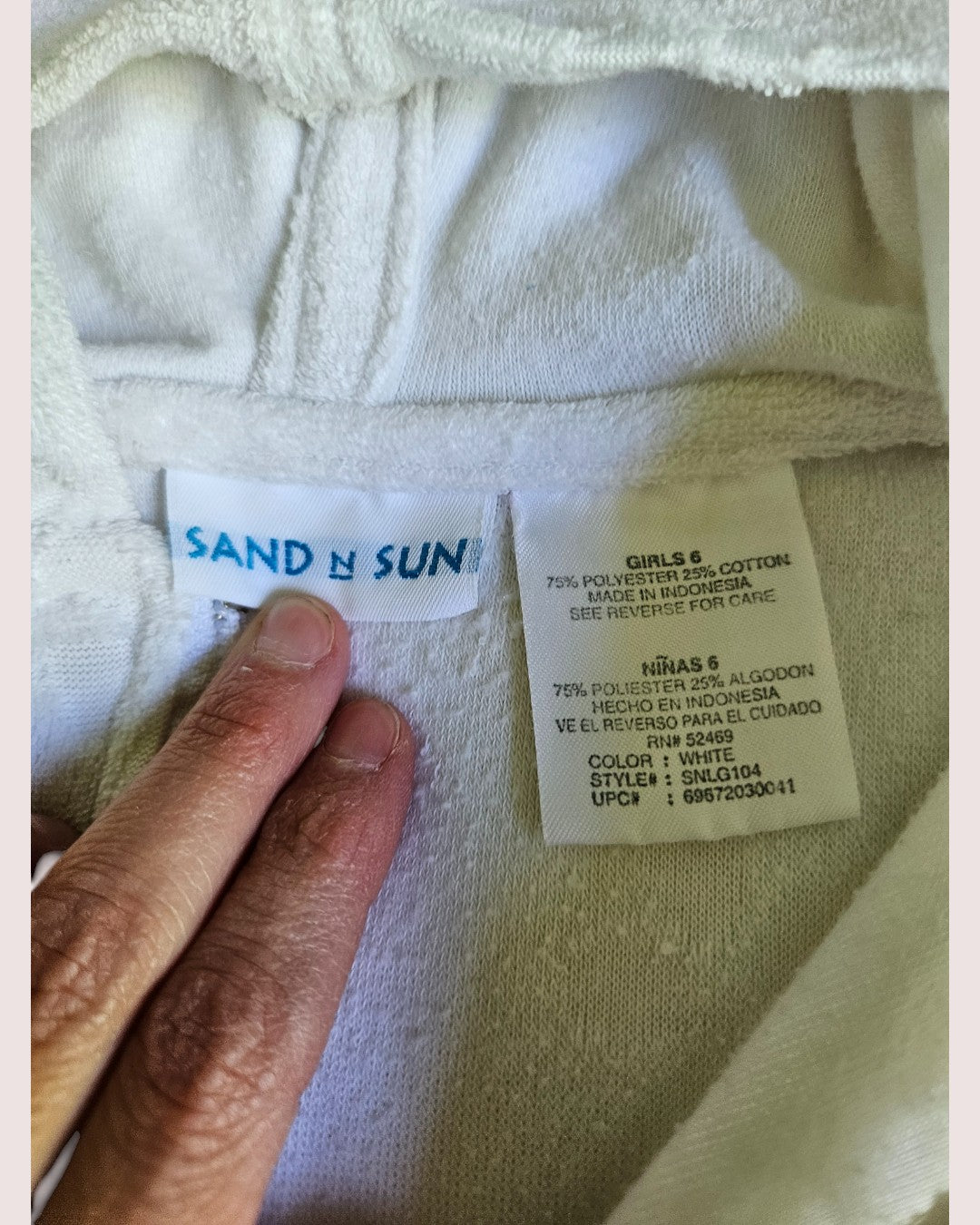 Vintage Sand n Sun terry hooded beach cover tagged 6, but best fit 3-4T IMO