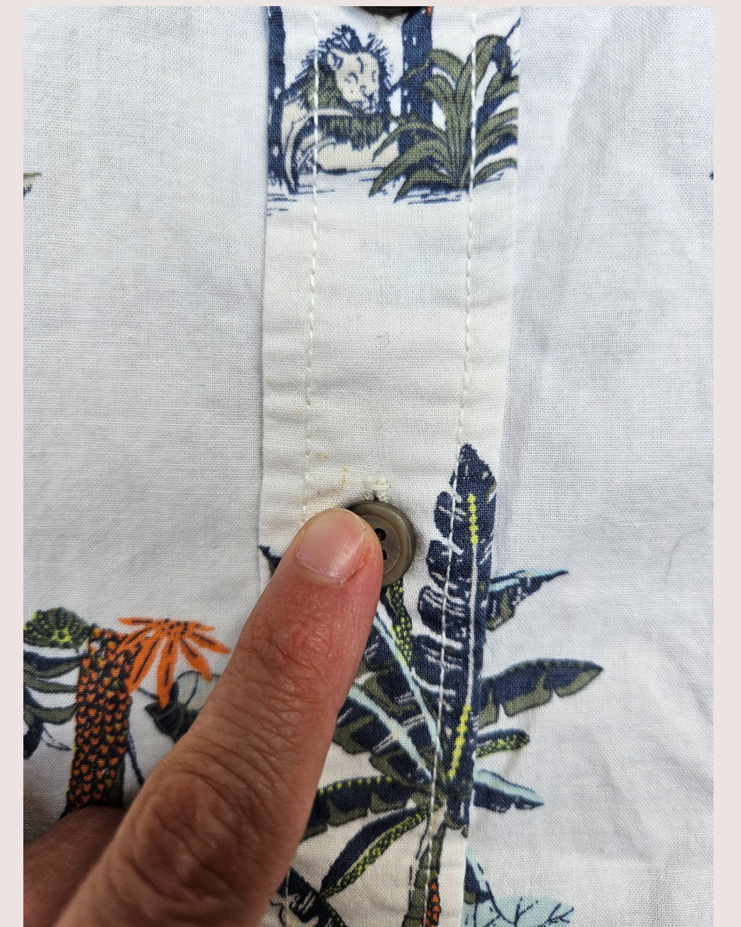 Old Navy tropical button up shirt 5T