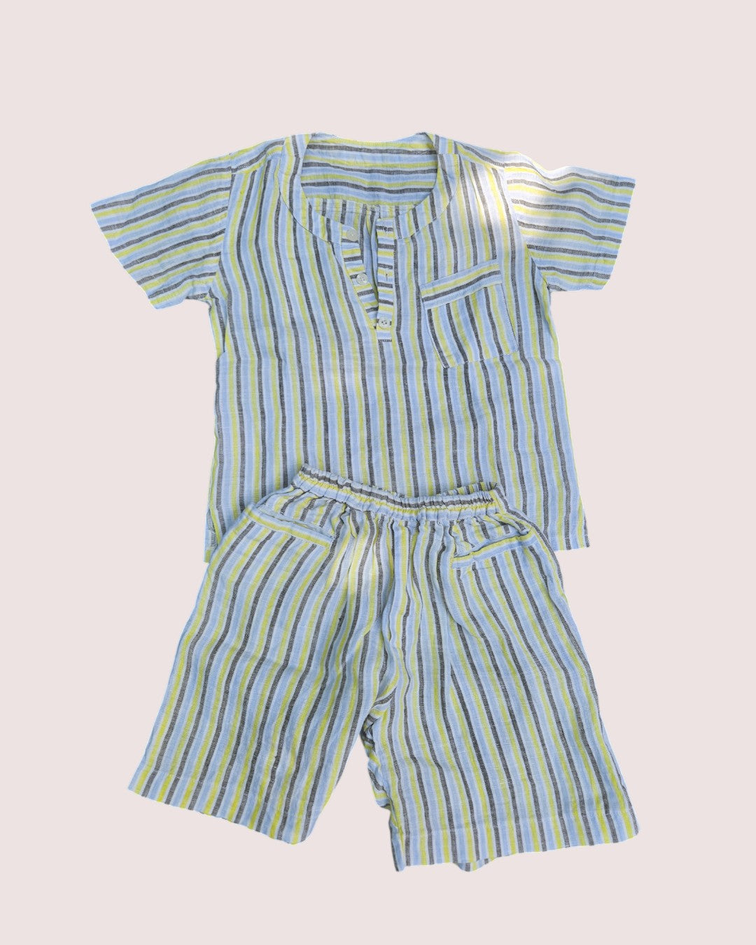 Two piece shorts and tee set 4-5T
