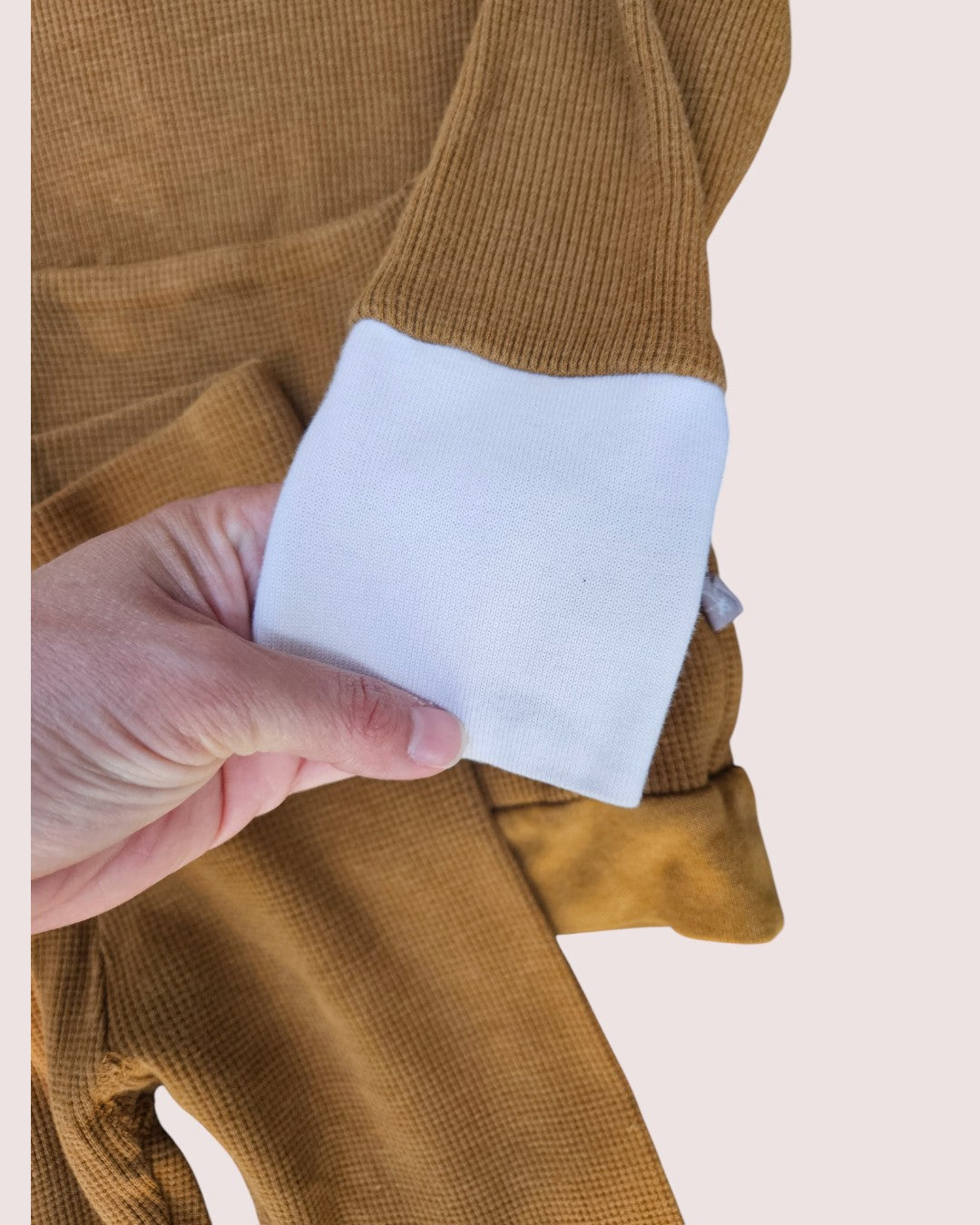 Goumi Kids waffle lounge set pants and long sleeve 4T