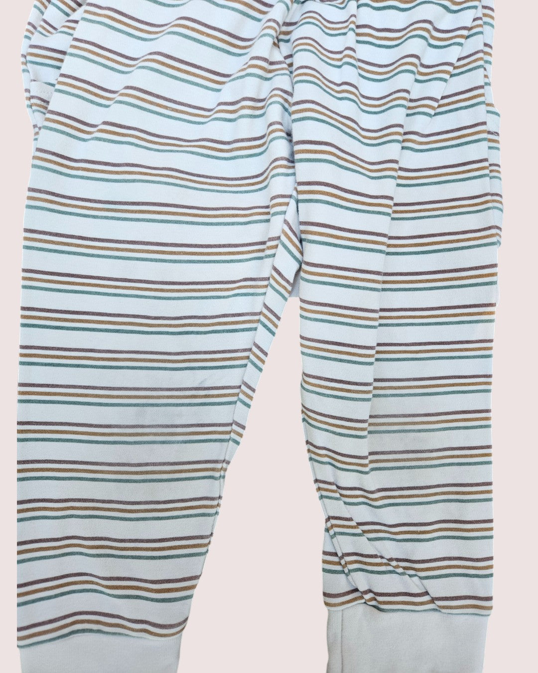 Goumi Kids lounge set pants and long sleeve 4T -colourful stripes