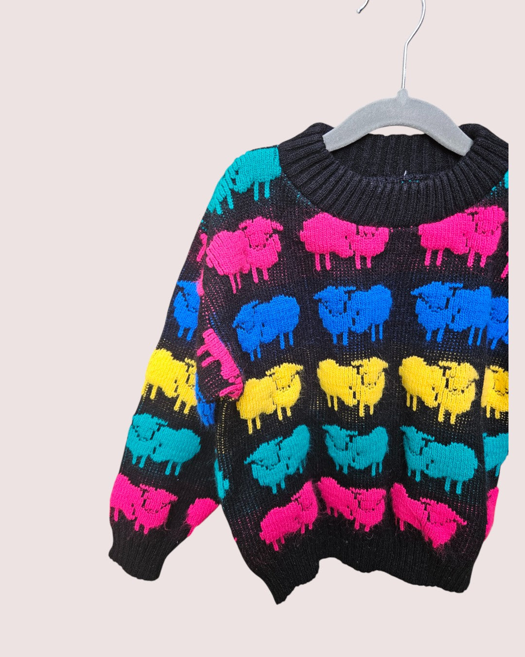Vintage acrylic sheep knit Approx 3-5T