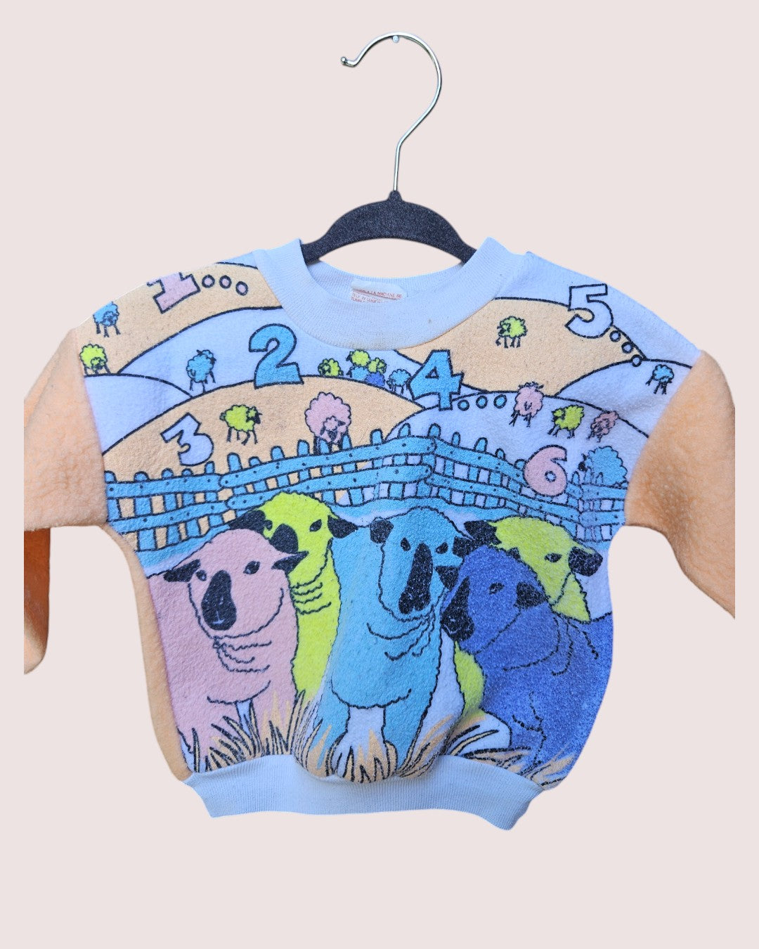 Vintage flannel crewneck with sheep print 18M
