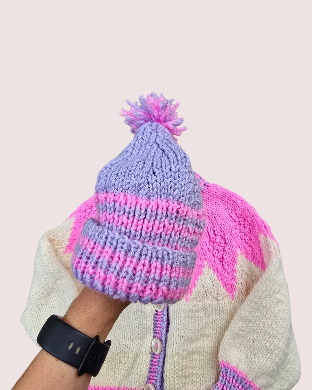 sunburst handknit cardigan and matching hat set Approx 2T