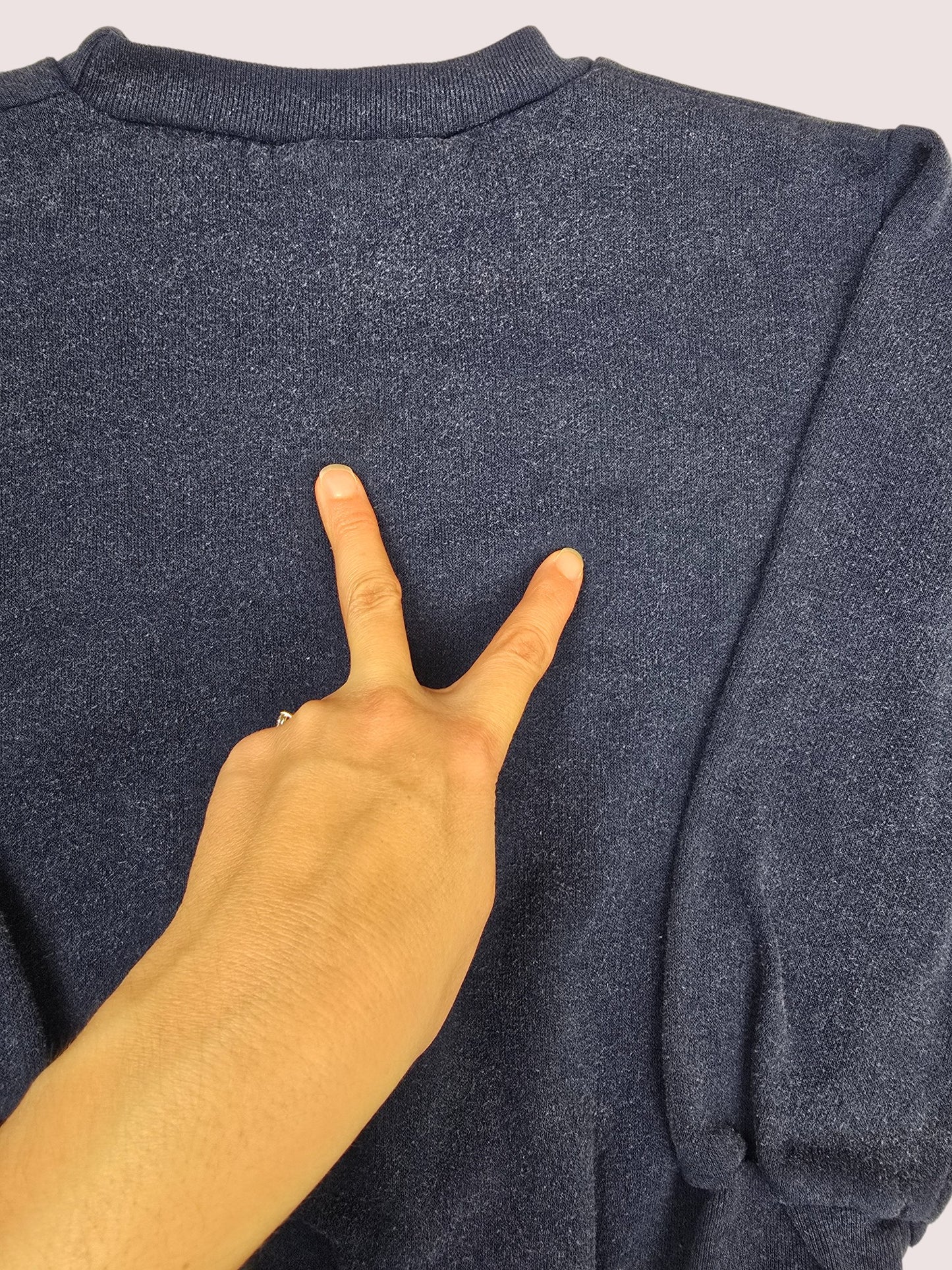 Vintage sports crewneck Approx 4-6T