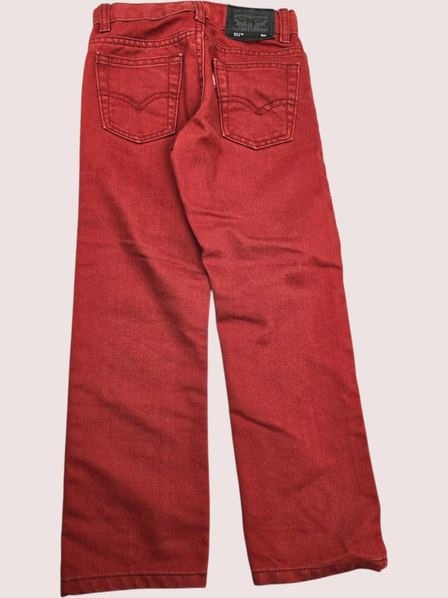 Deep red Levis 6slim