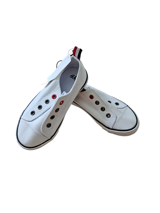 H&M white sneakers with elastic tongue C10.5