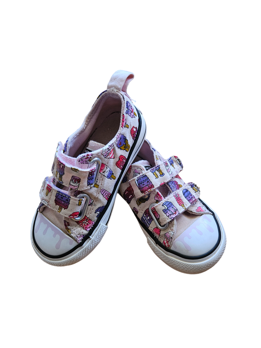 Converse Chuck Taylor All Star "Sweet Scoops" C6