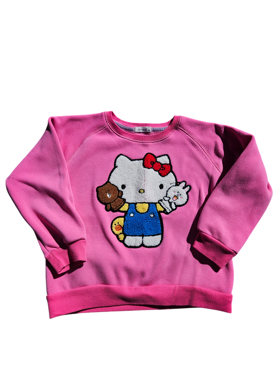 Hello Kitty crewneck Tagged 130, equivalent to 6-8y