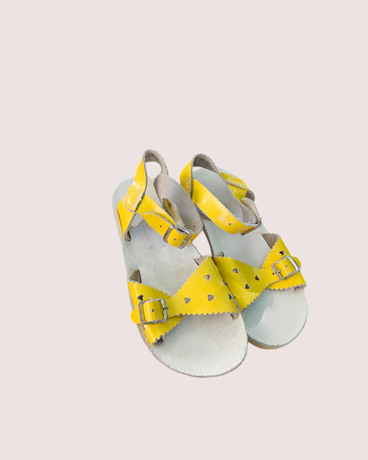 Saltwater sweet heart sandals 11C Leather