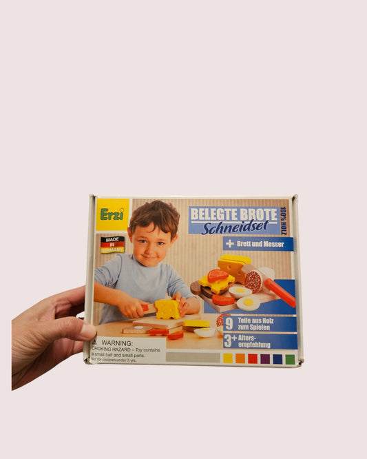 Erzi wooden sandwich set
