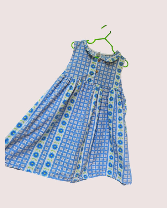 Floral dress Size 6-7y