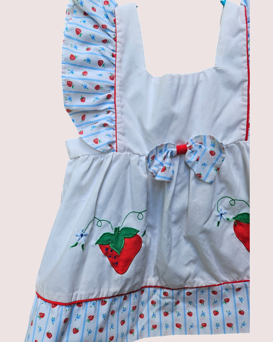 Vintage strawberry pinafore 3T