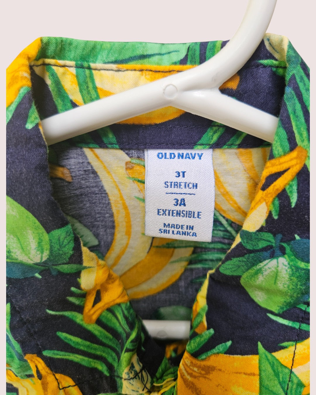 Old navy banana print shirt 3T