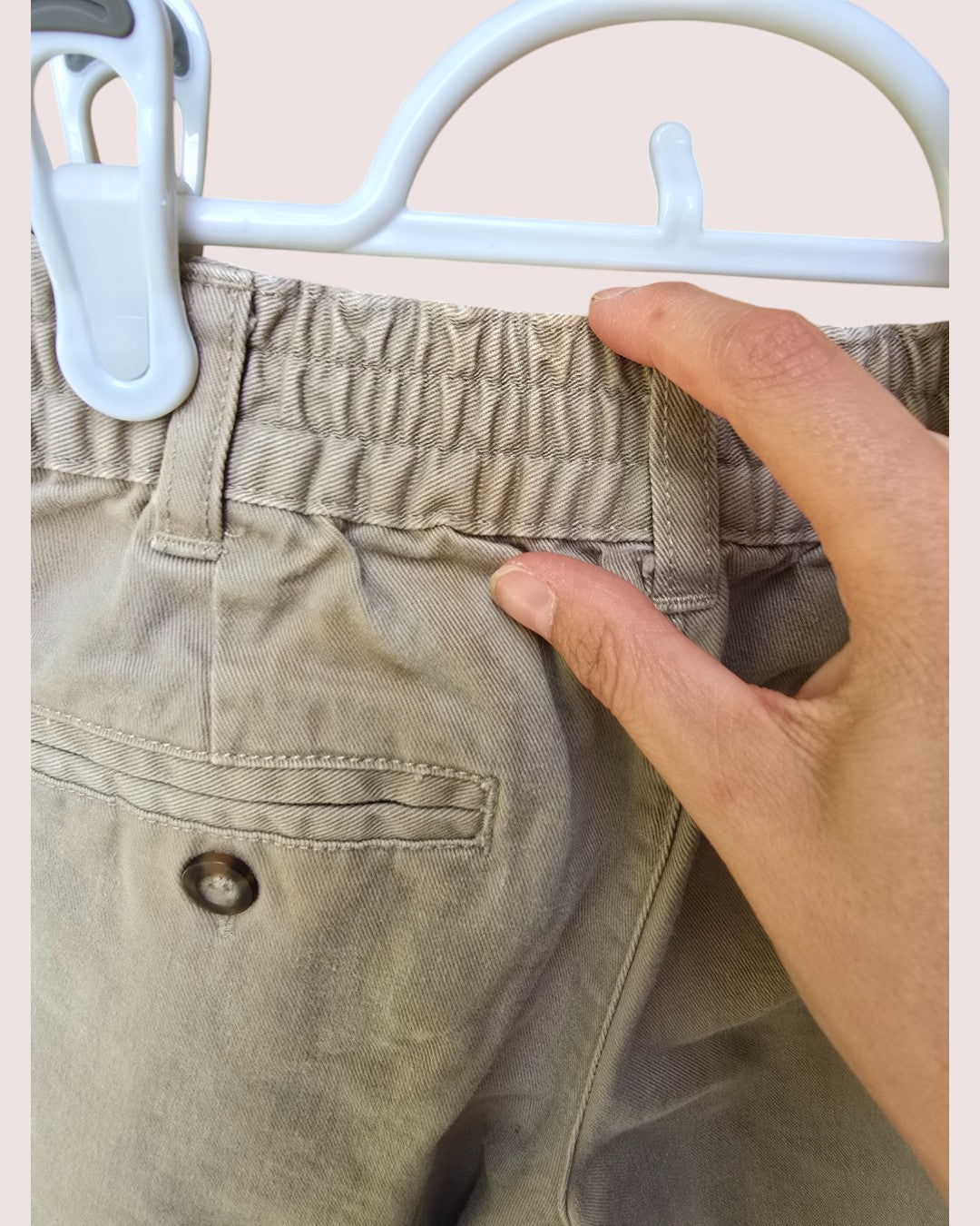 Vintage Gap pleated front khakis Size 6 slim