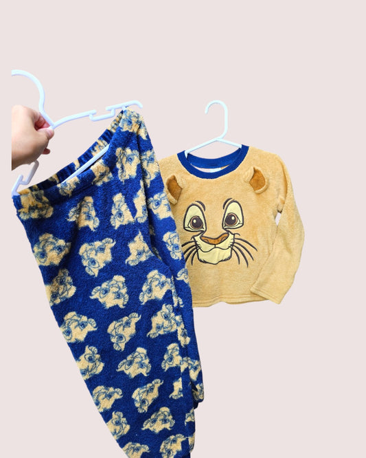 Lion King fleece pjs with 3D ears Size 4/5