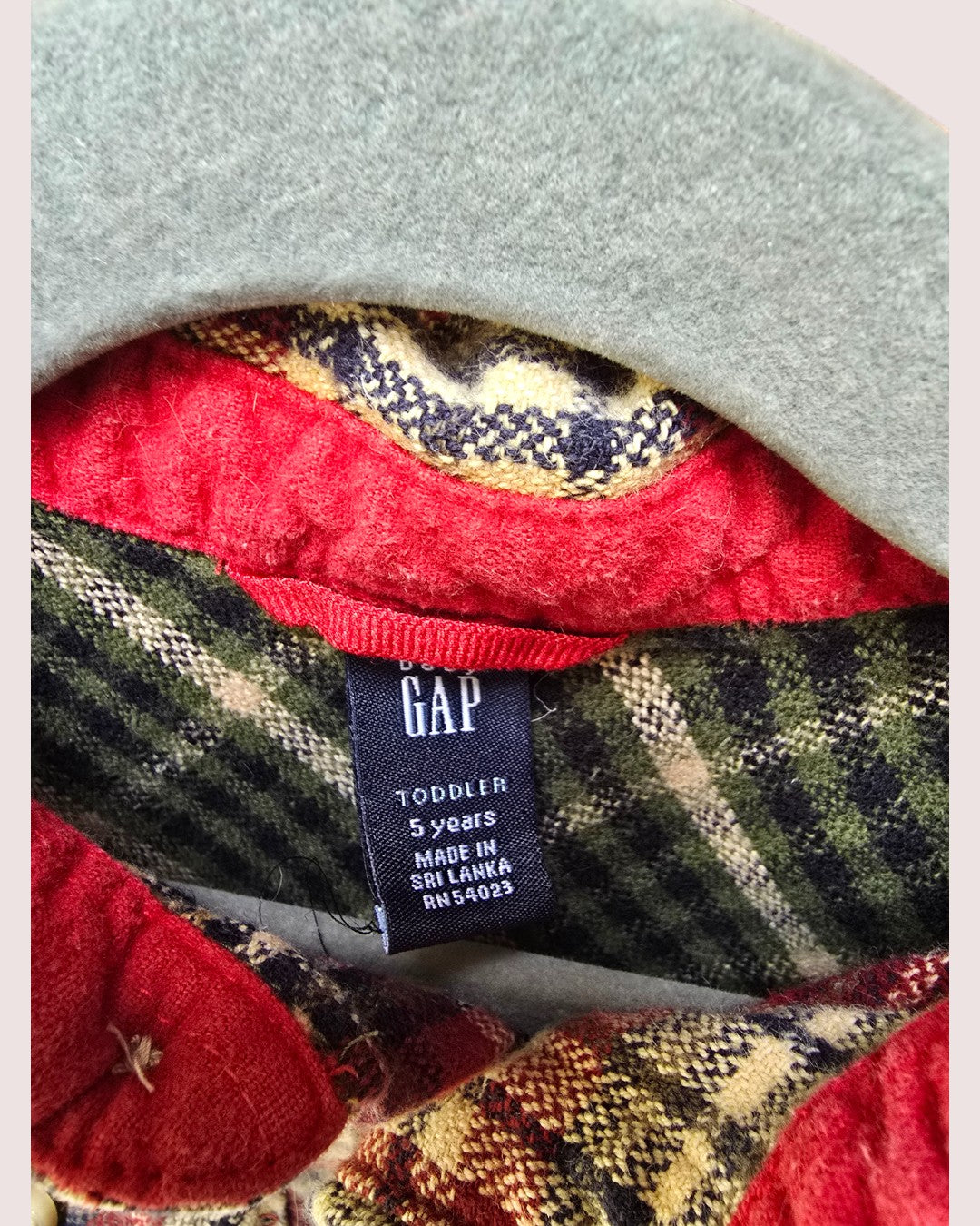Vintage Gap plaid button up flannel Size 5