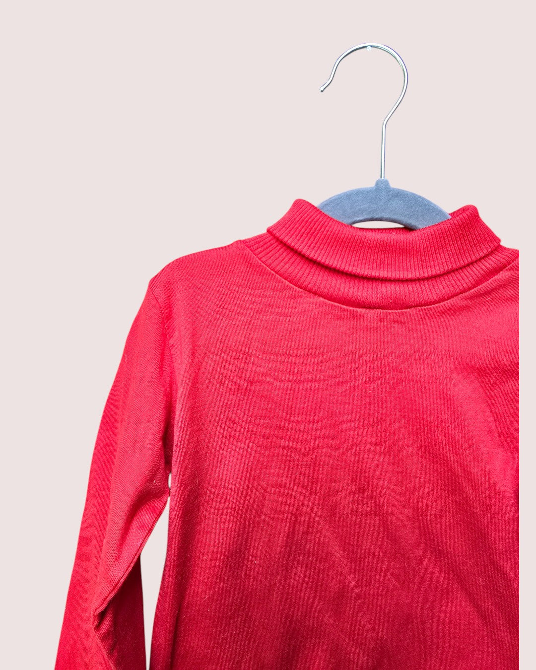 Vintage Buster Brown single stitch turtleneck Size 6