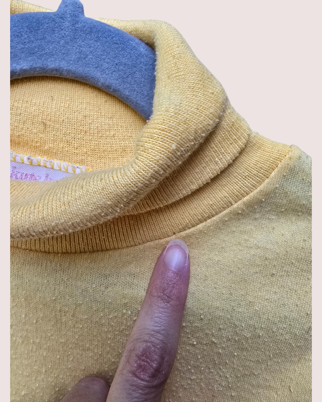 Vintage Kute Knit single stitch turtleneck Size 6