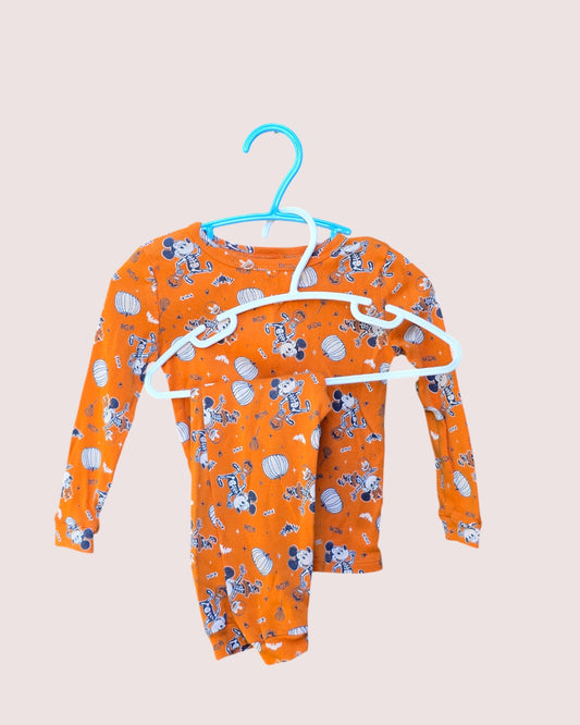 Joe Fresh Mickey and Minnie Mouse Halloween print pjs Tagged 12-18m