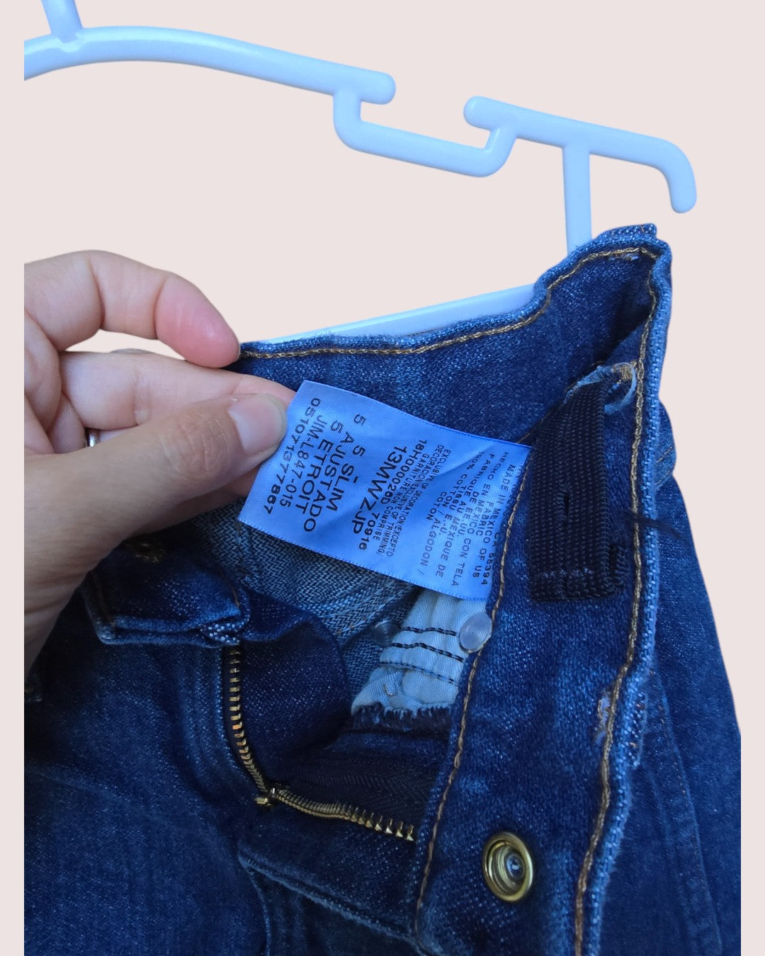 Vintage Wrangler dark denim jeans Tagged 5 slim