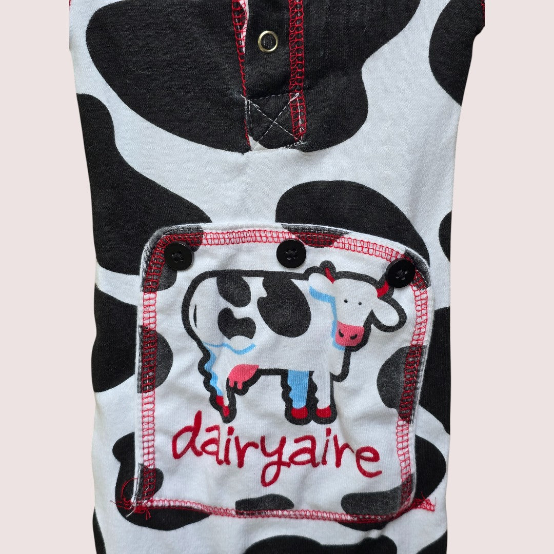 Cows onesie Tagged S, approx 6-12m