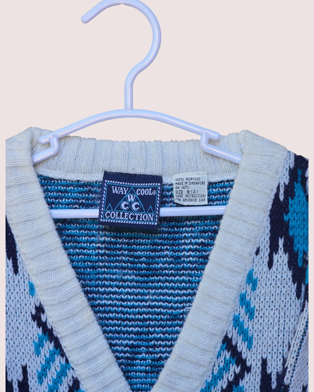 Vintage v-neck cardigan 4-5T