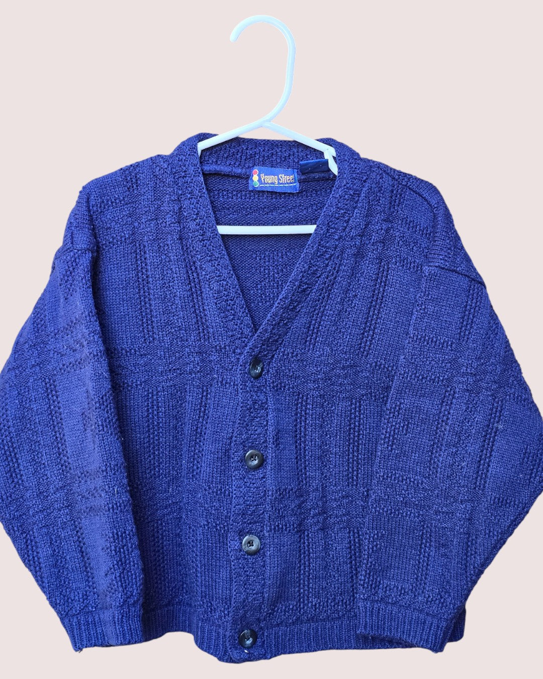 Vintage v-neck cardigan Tagged 5/6