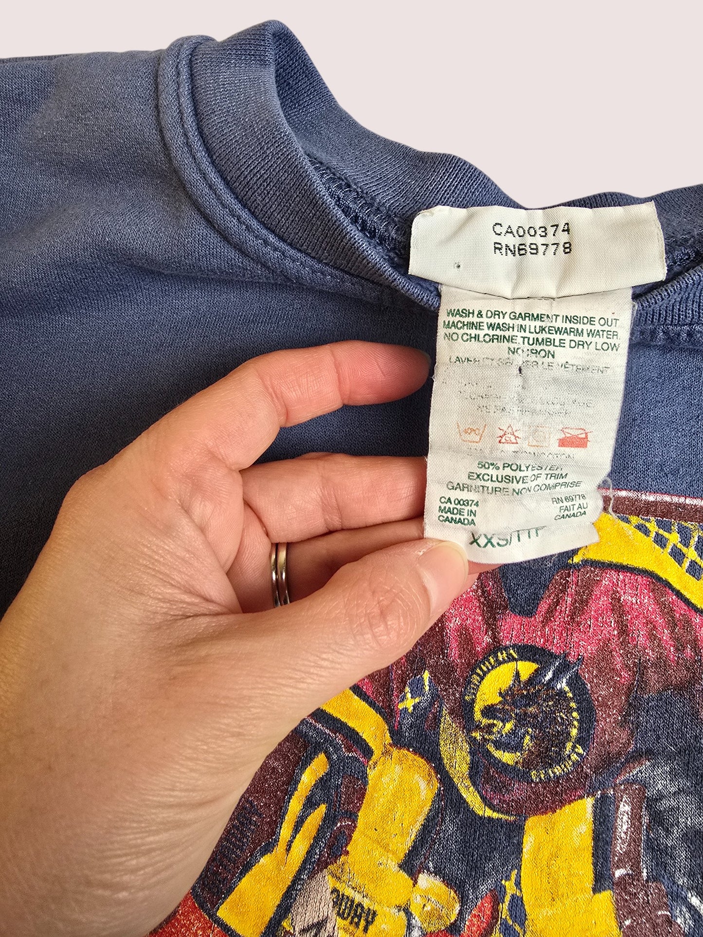 Vintage Northern Getaway hockey crewneck Youth XXS