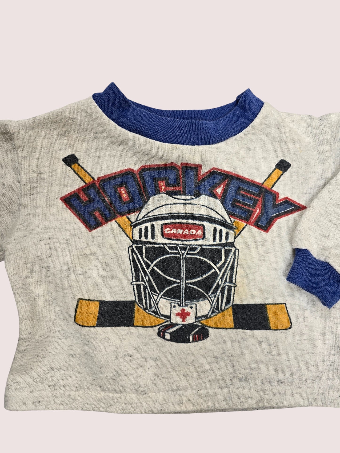 Vintage hockey crewneck Best Fit 12-18m