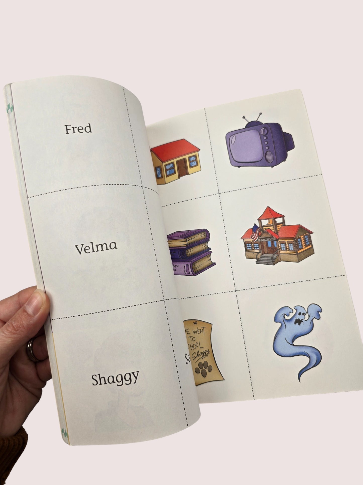 Scooby Doo paperback "Ghost School"