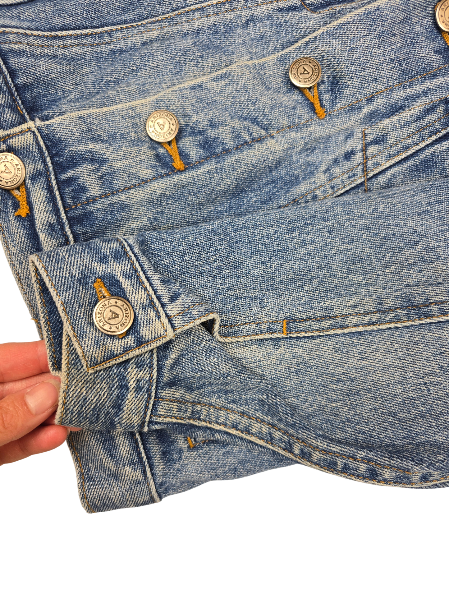 Vintage lightwash denim jacket best fit 7-9Y