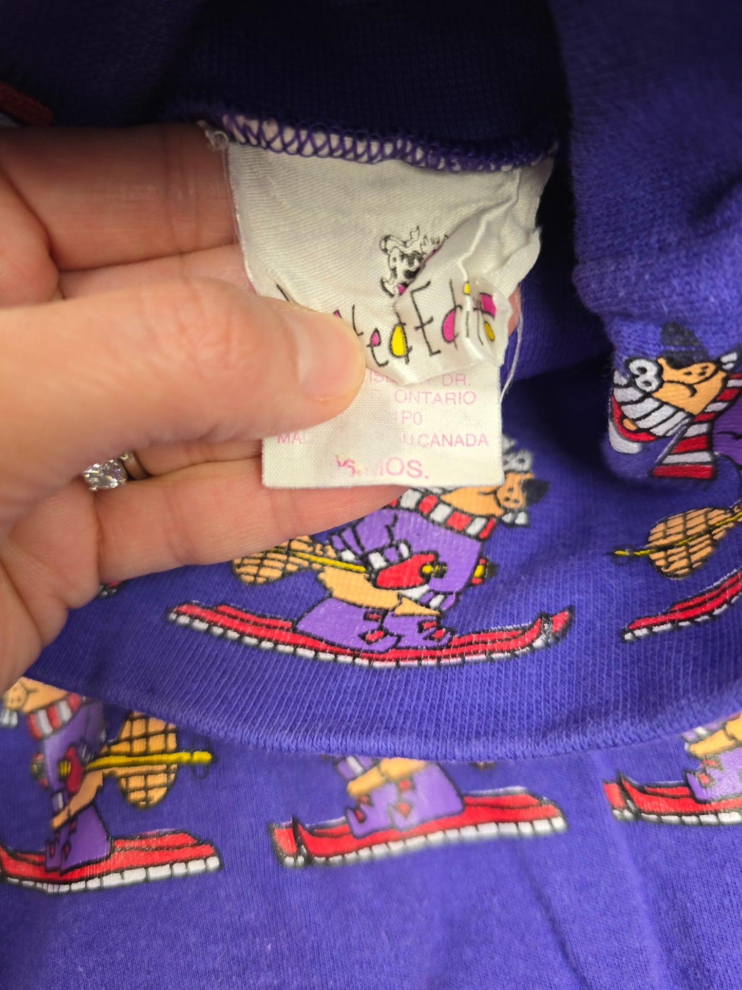 Vintage Limited Editions turtleneck Tagged 36m best fit 4-5Y