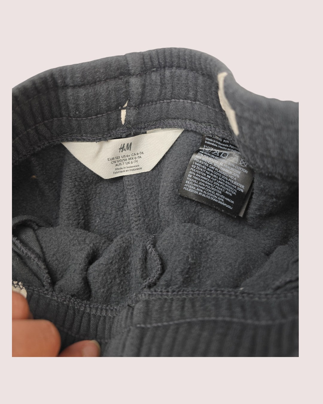 H&M grey heart print joggers 6-7