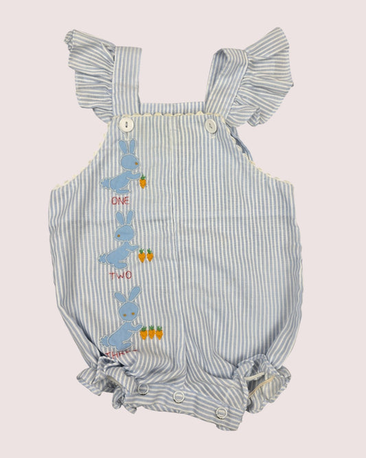 Vintage bunny romper 0-3m