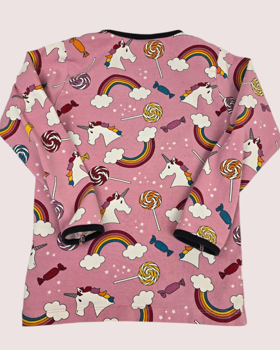 Villervalla rainbow and unicorn long sleeve tee  4-5T