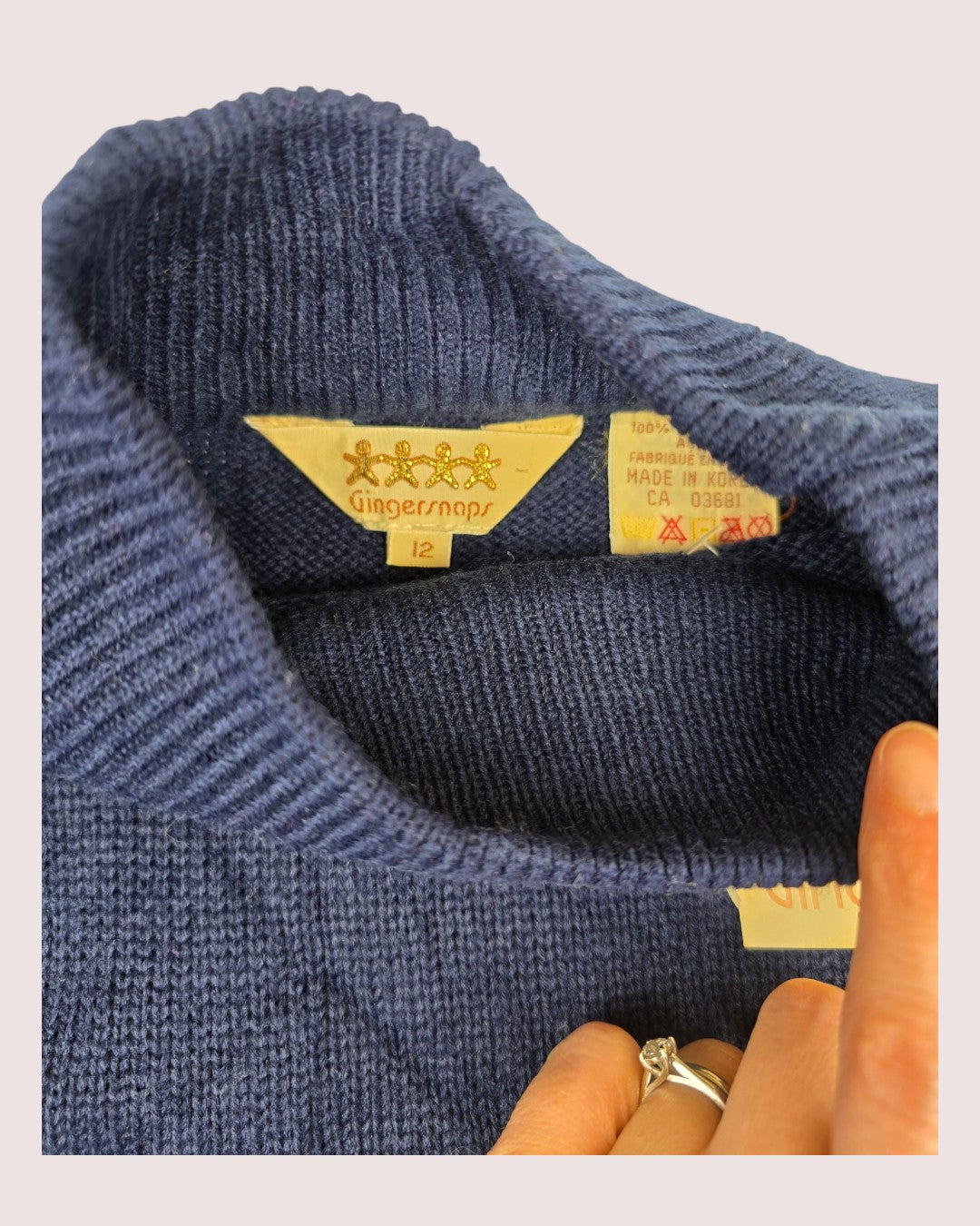 Deadstock Gingersnaps acrylic knit sweater Tagged 12