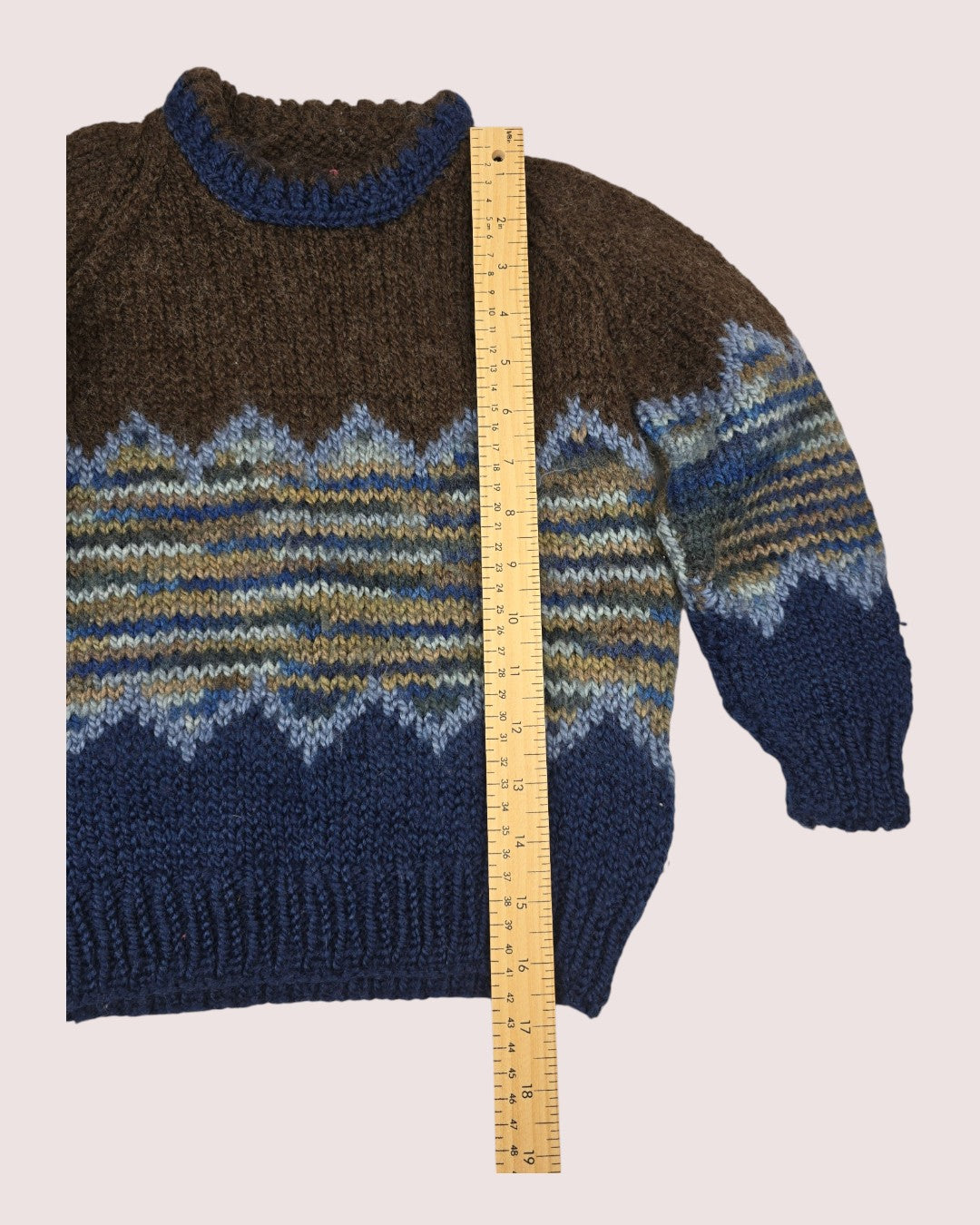 Handknit multicolour sweater approx 4-6T