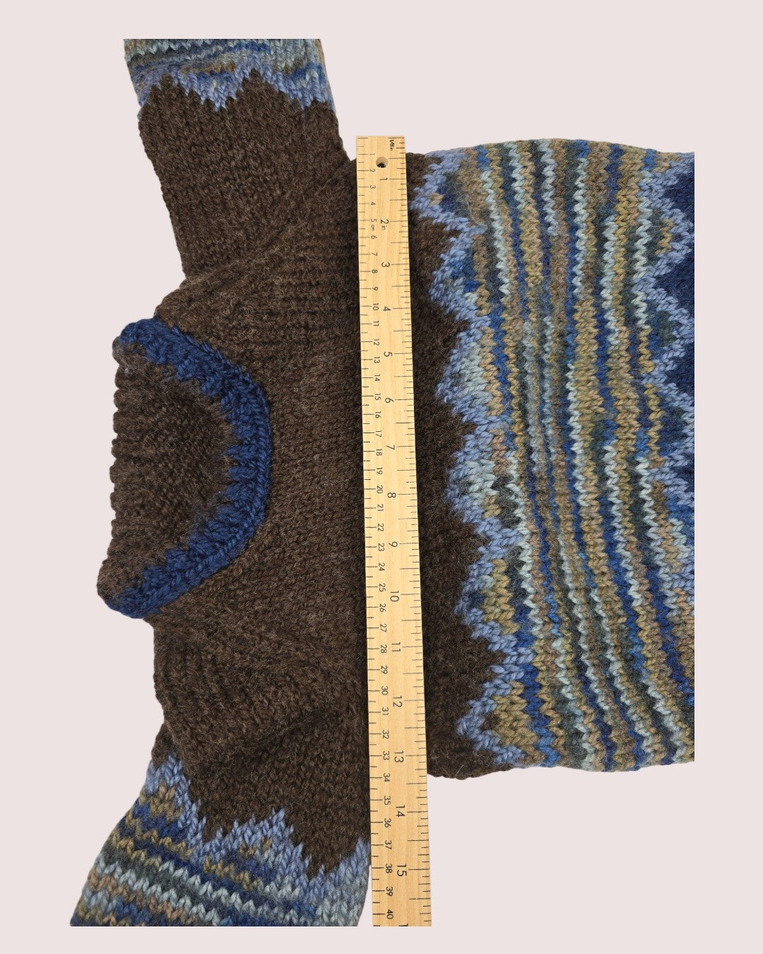 Handknit multicolour sweater approx 4-6T